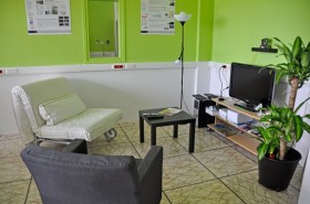 Le laboratoire ExperimentHAAL de Télécom Bretagne, qui reproduit les conditions d’un logement réel en intégrant toutes les caractéristiques des différentes pièces de vie, permet de tester des dispositifs innovants pour l’aide à la personne