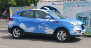 Taxi parisien de la flotte Hype, dont les véhicules fonctionnent à l'énergie hydrogène.