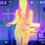Les caméras thermiques détectent les personnes grâce au rayonnement infrarouge.