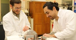 Stéphane Avril et Pierre Badel, dans leur laboratoire en 2015 lors du début de leurs projets ERC.