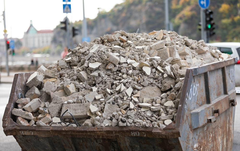 Chaque année, 213 millions de tonnes de déchets sont produites par le secteur du BTP en France (chiffres Ademe).